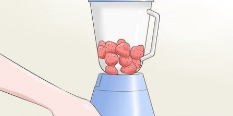 Raccogliere semi di fragola