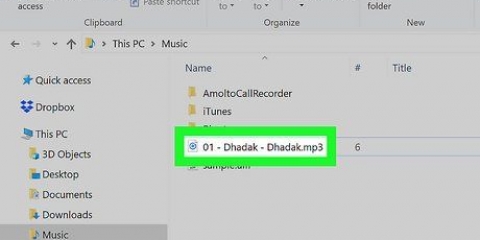 Invia file audio per e-mail