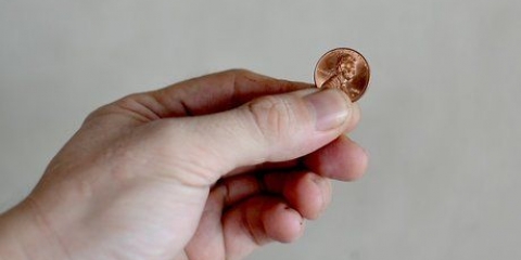 Controllare il profilo del pneumatico con una moneta