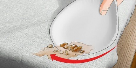 Rimuovere il vomito da un materasso