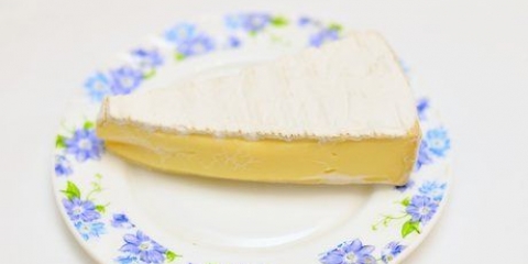 Mangiare camembert