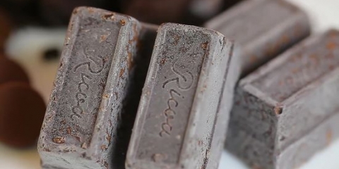 Cioccolato fondente per immersione