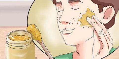 Riduci il rossore di un brufolo durante la notte