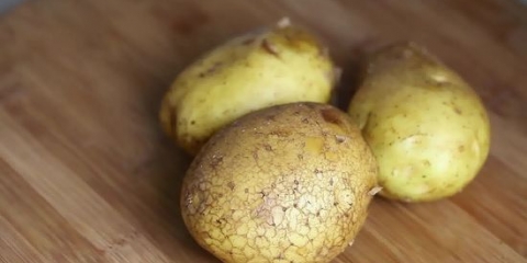 Cuocere una patata nel microonde
