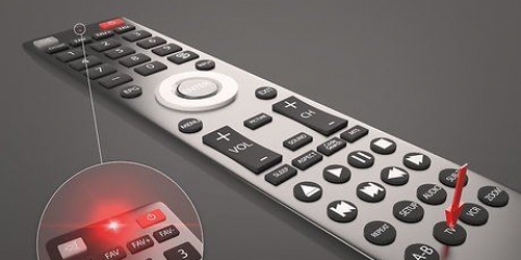 Programmazione di un telecomando senza pulsante di ricerca del codice