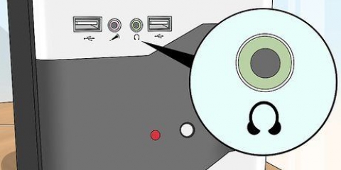 Collega un dispositivo audio al tuo computer