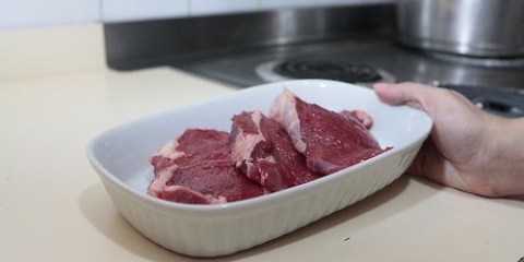 Friggere una bistecca in padella