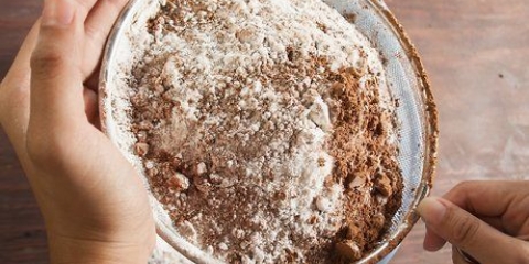 Fare una torta al cioccolato