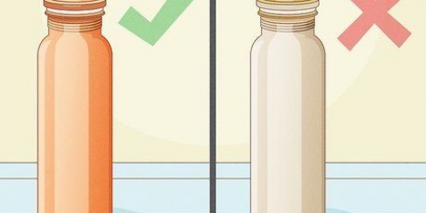 Come riconoscere una vera bottiglia d'acqua in rame