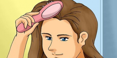 Ottenere un taglio di capelli emo