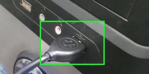 Collegamento di un disco rigido esterno al computer
