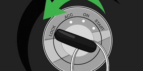 Rimuovere un cd bloccato da un'autoradio con lettore cd