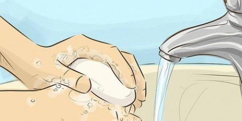 Fare un'iniezione intramuscolare