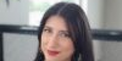 Indossare una gonna corta senza sembrare troppo nudi