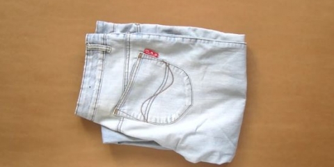 Fare pantaloncini con i jeans