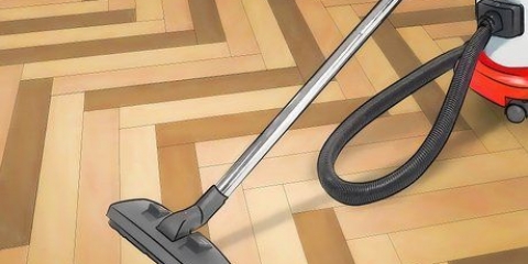 Pulizia di un pavimento in linoleum