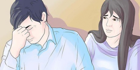 Riconoscere la crisi di mezza età di un uomo (per le donne)