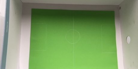 Realizzare un mini calciobalilla da una scatola
