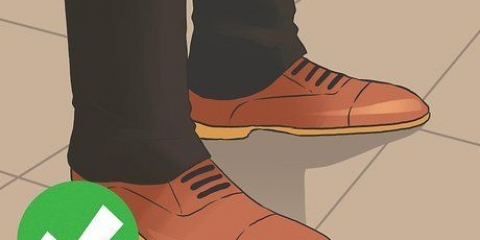 Camminare con un nuovo paio di scarpe