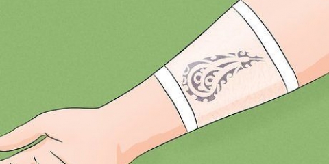 Curare un nuovo tatuaggio