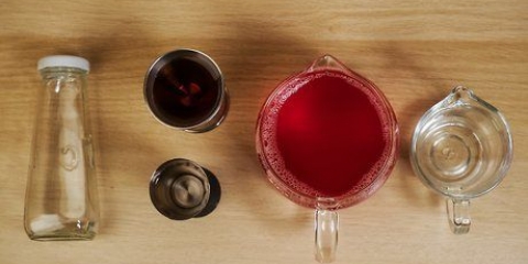 Preparare un cocktail schiaccianoci