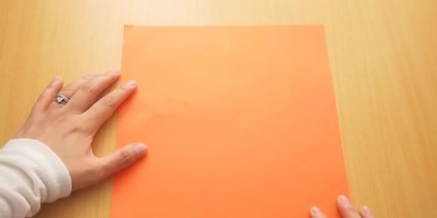 Piega una scatola di carta