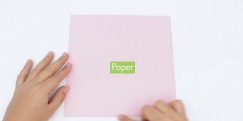 Realizzare una piramide di carta