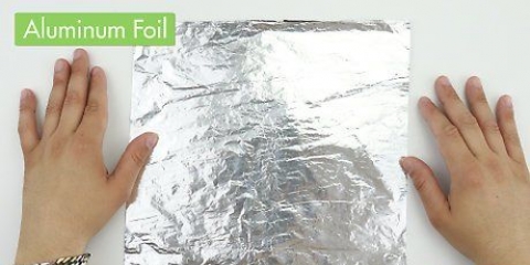 Realizzare un tubo con un foglio di alluminio