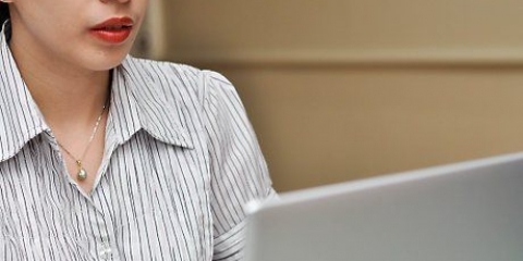 Crea una cartella di presentazione con la tua esperienza di lavoro