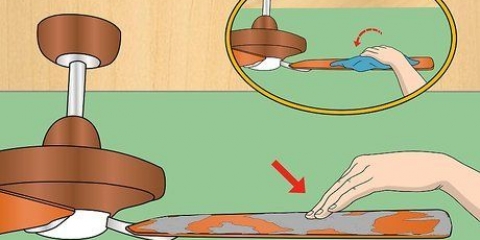 Bilanciamento di un ventilatore da soffitto tremante