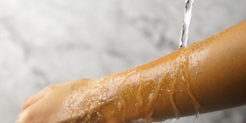 Fare uno scrub con olio d'oliva e zucchero
