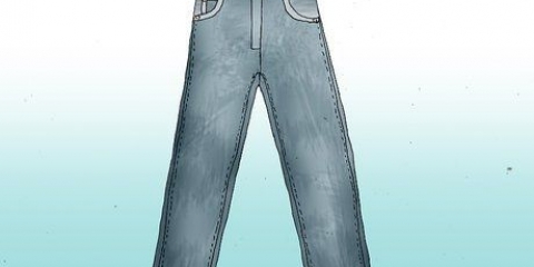 Sbiancare i jeans con la candeggina