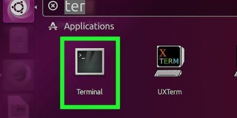 Creazione di un file di testo utilizzando il terminale in linux