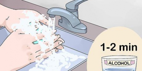 Rimozione di un piercing al trago
