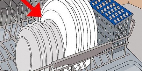 Caricare una lavastoviglie