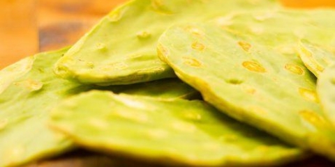 Mangiare un fico d'india