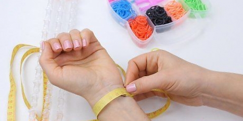 Realizzazione di un braccialetto a spina di pesce con fasce elastiche rainbow loom