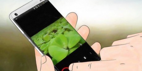 Invia foto via e-mail con uno smartphone