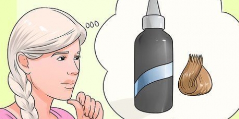 Tingere i capelli decolorati