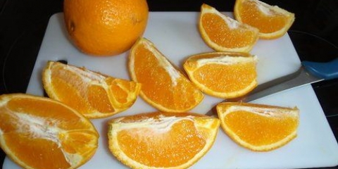 Preparare la buccia d'arancia zuccherata