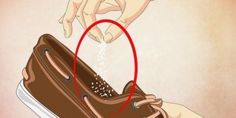 Riduci gli odori nelle scarpe