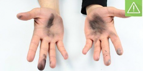Togliere la tintura per capelli dalle mani