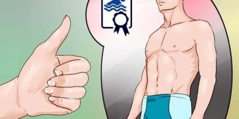 Insegna a qualcuno a nuotare