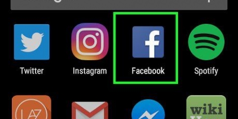 Aggiungi qualcuno alla lista non accessibile su facebook