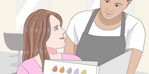 Preparare i capelli per la decolorazione