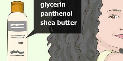 Lavati i capelli con lo shampoo