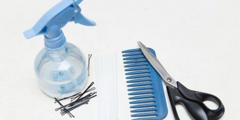 Arricciare i capelli con le cannucce
