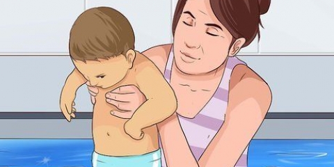 Insegna a tuo figlio a nuotare