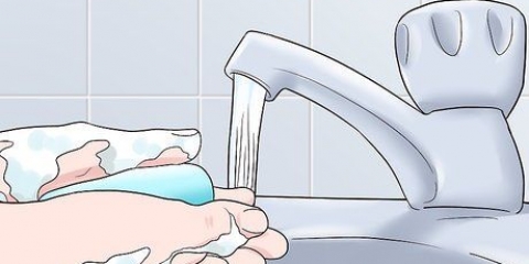 Tiro fuori gli orecchini per la prima volta
