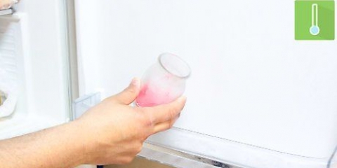 Rimuovere la cera di candela dal vetro